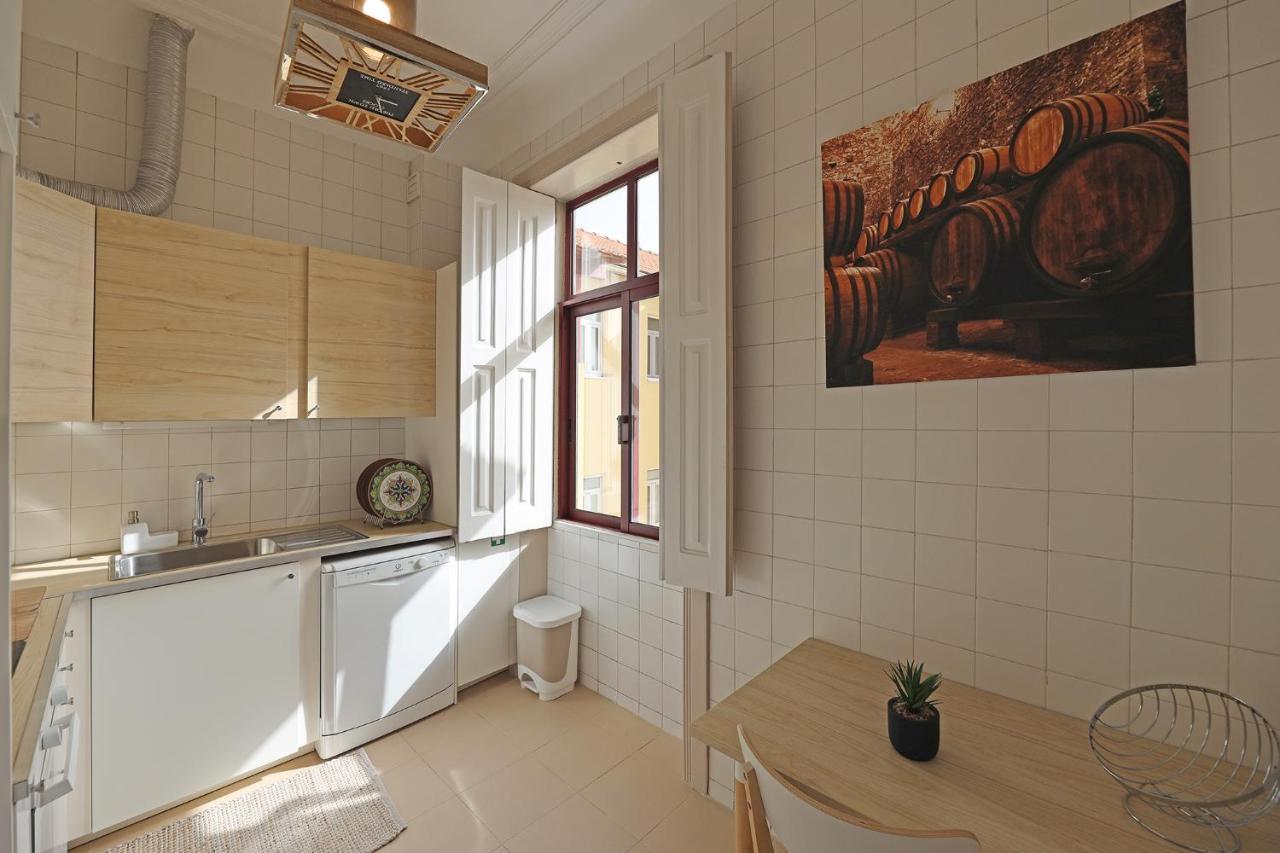 Flh Porto Classic Apartment With Parking Екстер'єр фото